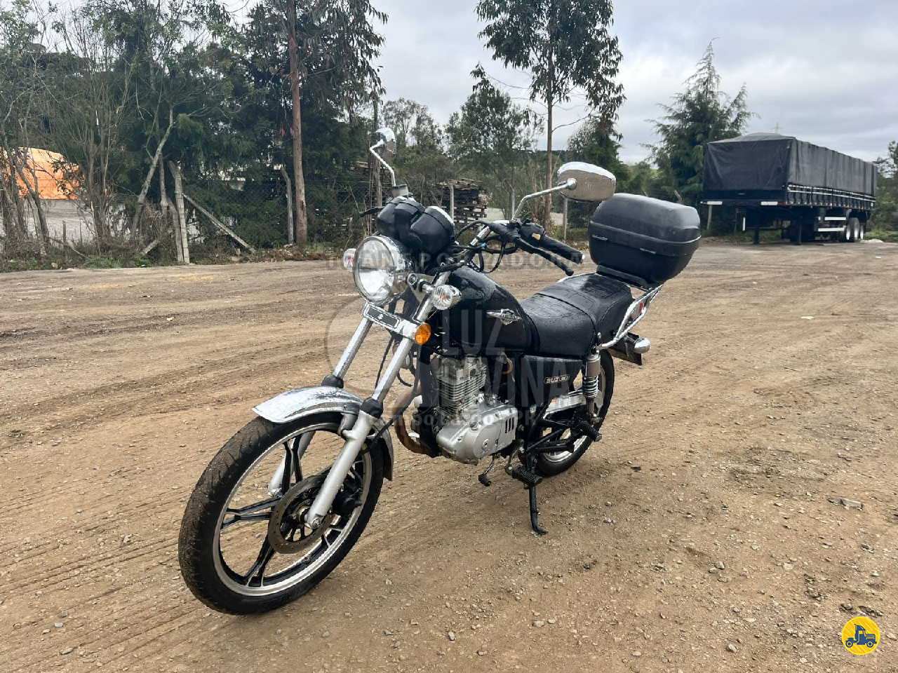 MOTO SUZUKI INTRUDER 125 Transportadora Luz Divina  CAMPO LARGO PARANÁ PR